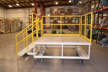 ROLLING CONVEYOR LADDER PLATFORM