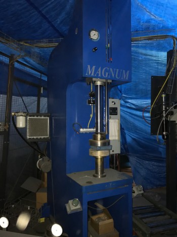 Magnum HFM-25A Hydraulic Press