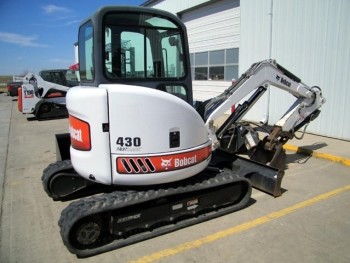 2005 BOBCATERPILLAR 435 EXCAVATOR