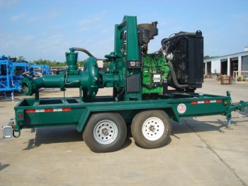 2010 DEERE 8 IN CENTRIFUGAL PUMP