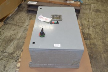 SCHNEIDER ALTIVAR 61 15HP 600V-AC VFD AC DRIVE
