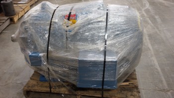 GENERAL ELECTRIC GE 588Z 200HP 575V-AC AC ELECTRIC MOTOR