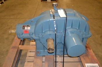 S.B. HELICAL GEAR REDUCER KENW320 22.4:1 1750RPM