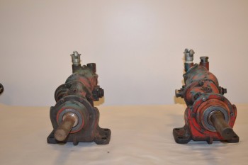 LOT OF 2 CHICAGO PNEUMATIC MOTORS 350 IRS M400