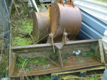 JCB 3CX DIGGER DITCHING BUCKET