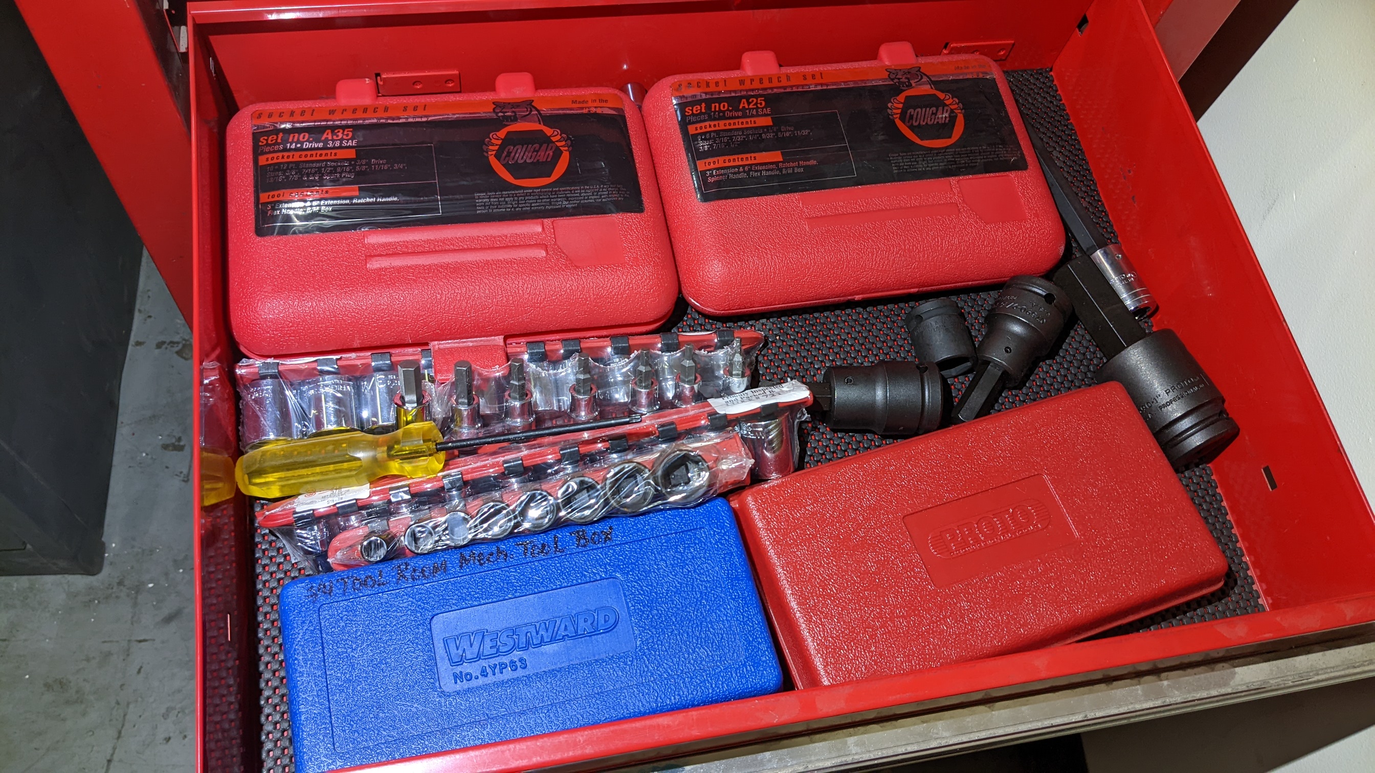 PROTO TOOL BOX AND CONTENTS