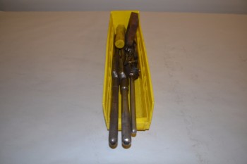 LOT OF ASSORTED TOOLS