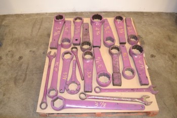 1 PALLET OF ASSORTED STRIKING AND COMBINATION WRENCHES, 2-1/2-4-3/4