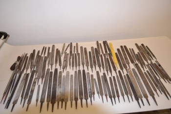 LOT OF ASSORTED FILES