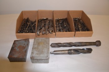 LOT OF ASSORTED DRILL BITS