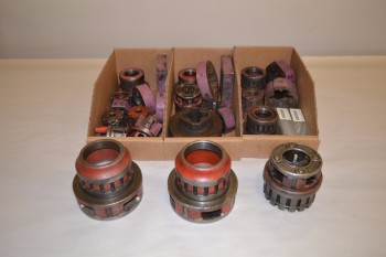 LOT OF ASSORTED TAPS AND DIES