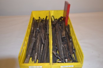 LOT OF ASSORTED TOOLS