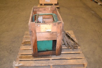 HYDRAULIC TORQUE WRENCH PUMP AND SOCKETS