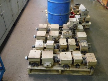 Pallet of 18 Mechanical Tuckers