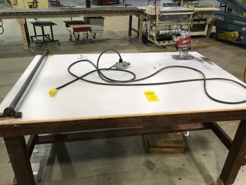 Fabrication Manual Finishing Table