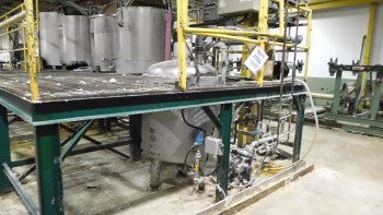 Stainless Steel Tank Approx 800 Ltr With Mixer Agiator Pump