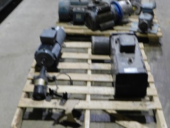Pallet of 4 Electric Motors