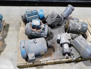 Pallett of 7 Eletric Motors