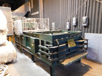 Racine Bailer