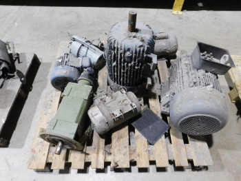 Pallet of 6 Electric Motors and gear head