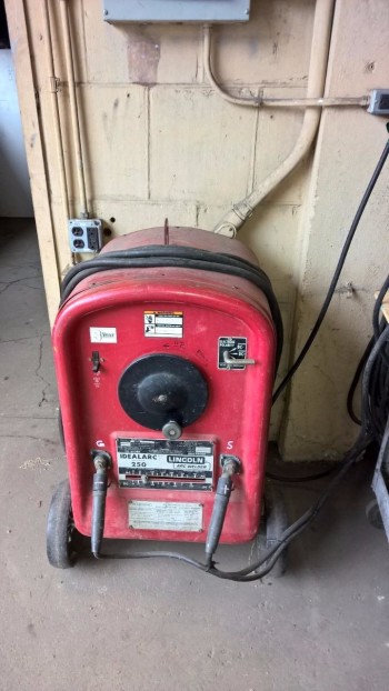 electric arc welder