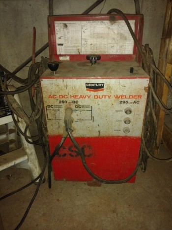 Electric welder - Century