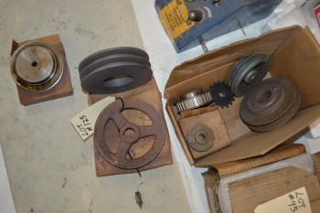 Lot Pulley wheels