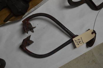 Lifting hook
