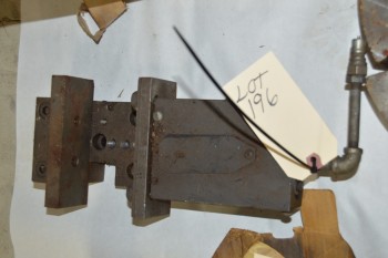 pneumatic Vise