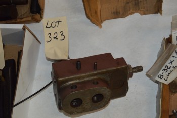 Adjustable Tool Holder