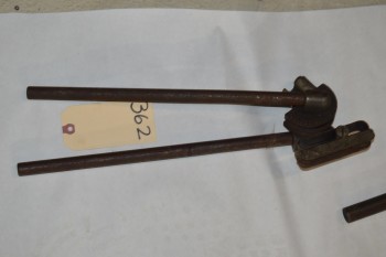 Pipe benders