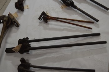 Pipe benders