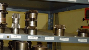 LOT OF 10 Pitch Bevel Gears, Union Gear