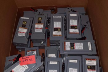 LOT OF 21 SQUARE D 30A AMP 600V-AC DISCONNECT SWITCH