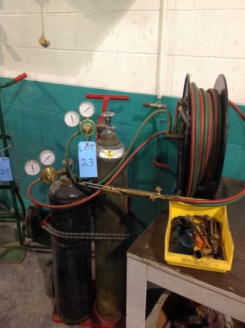 Acetylene Torch w/ Cart and hose reel