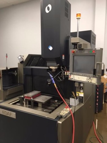 2015 MAKINO EDAF3 SINKER EDM