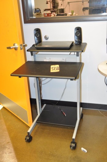DELL Laptop PC with Stand