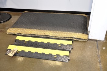 Lot-Rubber Floor Mats and Wire Mold