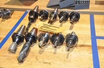Lot-(10) ERICKSON CAT 40 Tool Holders