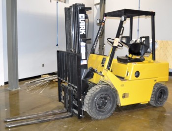 CLARK LP Gas Fork Lift