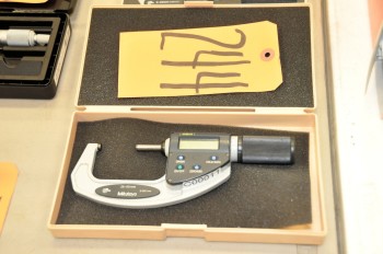 MITUTOYO 25 - 50mm Micrometer
