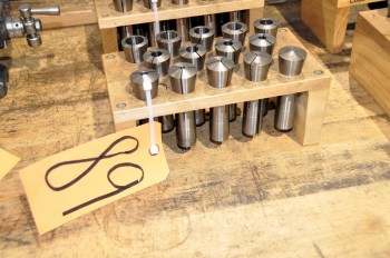 Lot-(14) R8 Collets with Stand