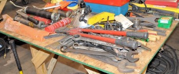 Lot-Hand Tools