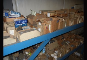 Lot-Valves, Cylinders and Sprockets on (1) Section Shelving