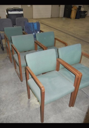 Lot-(8) Office Chairs