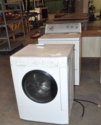 Lot-Washer, Dryer and Stove