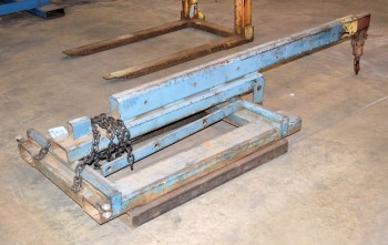 Fork Lift Extendable Boom Attachment