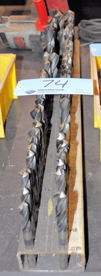 Lot-Straight Shank Drills in (1) Stand