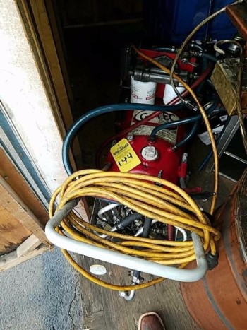 Air compressor