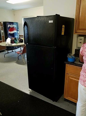 Ebony Frigidaire over under refrigerator freezer